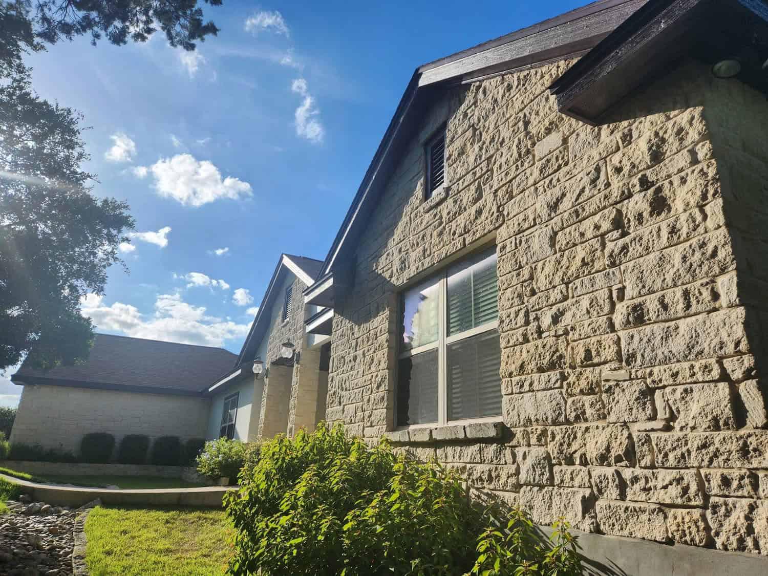Magna Painting exterior house project in San Antonio